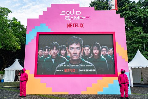 Lebih dari 900 Penggemar 'SQUID GAME' Bermain Red Light Green Light di GBK bersama Para Atlet Terbaik Indonesia