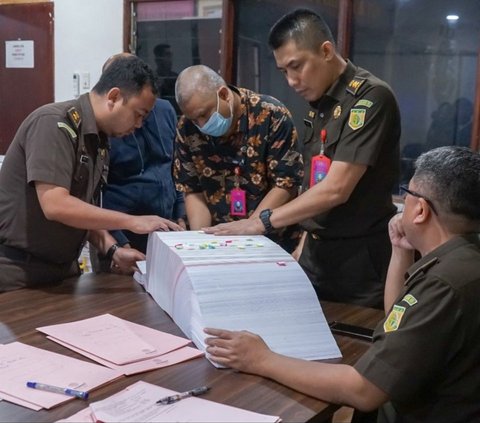 5 Tersangka Korporasi dan Barang Bukti Perkara Duta Palma Group Dilimpahkan ke JPU Kejati Jakpus