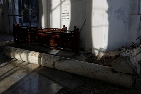 Masjid Rahmatullah hingga saat ini masih tetap berdiri, bahkan sempat direnovasi. Meski demikian, kerusakan di beberapa sisi masjid masih dipertahankan seperti kondisi aslinya.