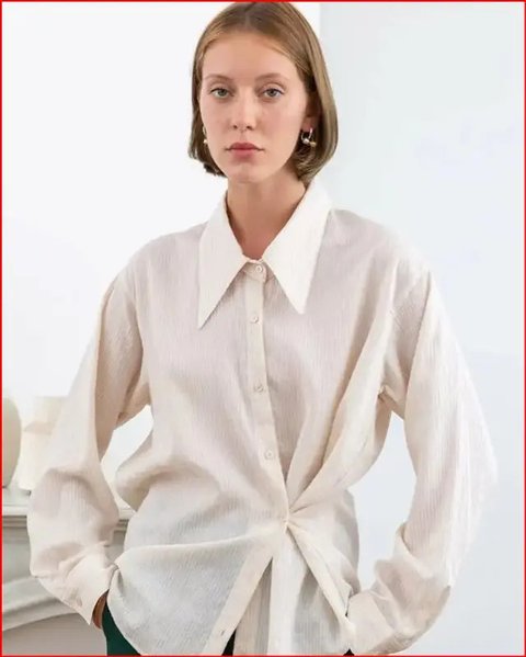 Vinci Oversized Shirt (Sumber blibli.com/sangninja).