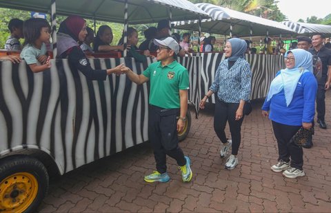 FOTO: Momen Cak Imin Kunjungi Taman Margasatwa Ragunan, Masalah Ini Jadi Sorotan