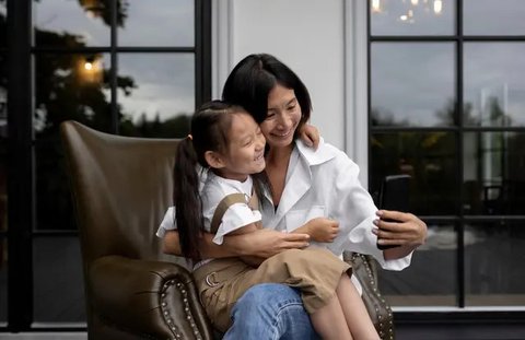 Mendisiplinkan anak tidak harus dengan teriakan atau ancaman. Foto: Freepik