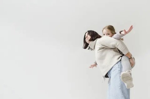 Mendisiplinkan anak tidak harus dengan teriakan atau ancaman. Foto: Freepik