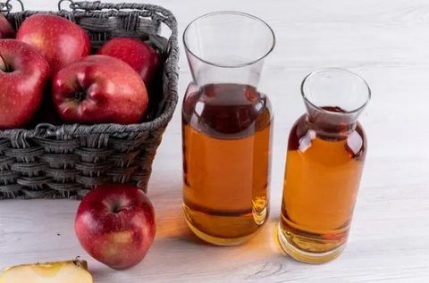 Ilustrasi Cuka Sari Apel Credit: unsplash.com/Anshu