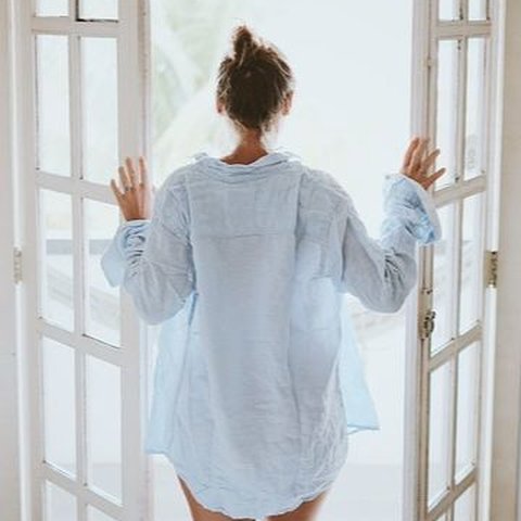 Kata-Kata Bangun Tidur Lucu untuk Melawan Pelukan Hangat Selimut