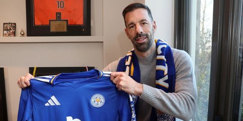 Liverpool vs Leicester City, Arne Slot Tidak Sabar Hadapi Ruud van Nistelrooy