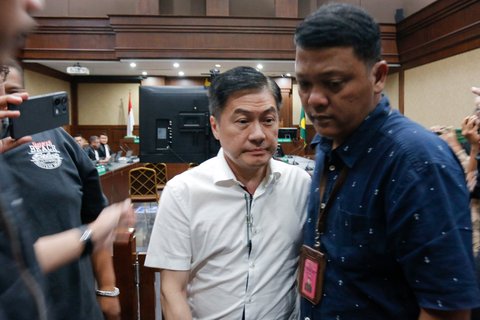 FOTO: Ekspresi Crazy Rich Surabaya Budi Said Divonis 15 Tahun Penjara Terkait Korupsi Pembelian Emas Antam