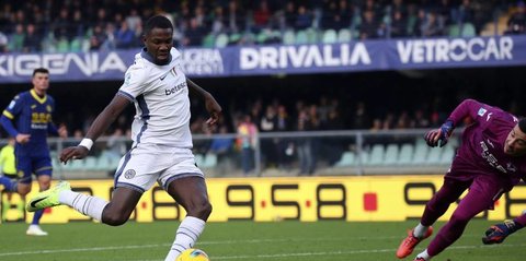 Gantikan Darwin Nunez, Arne Slot Ingin Boyong Bomber Inter Milan Ini ke Liverpool