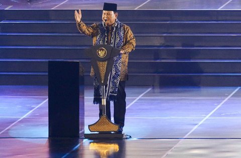 Presiden Republik Indonesia, Prabowo Subianto berpidato saat menghadiri acara Perayaan Natal Nasional 2024 di Indonesia Arena, Kompleks Gelora Bung Karno (GBK), Jakarta, Sabtu (28/12/2024).