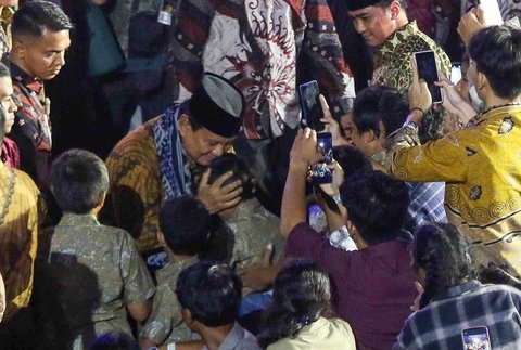 Presiden Republik Indonesia, Prabowo Subianto saat menghadiri acara Perayaan Natal Nasional 2024 di Indonesia Arena, Kompleks Gelora Bung Karno (GBK), Jakarta, Sabtu (28/12/2024).
