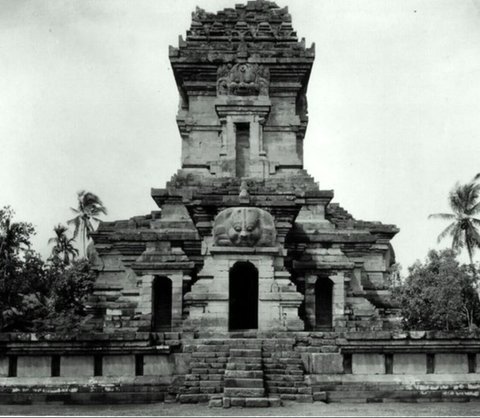 Misteri Dibalik Penemuan Candi Singosari oleh Raffles yang Ternyata Menyimpan Banyak Kejutan!