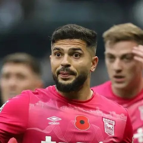 Sam Morsy Kapten Ipswich Town Tolak Pakai Ban Pelangi di Liga Inggris, Tegaskan Prinsip Sebagai Muslim Taat