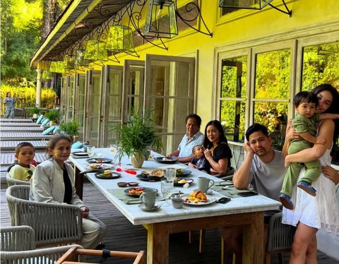 Tangis Perpisahan Jessica Iskandar, Ayahnya Akan Dikremasi 1 Januari 2025