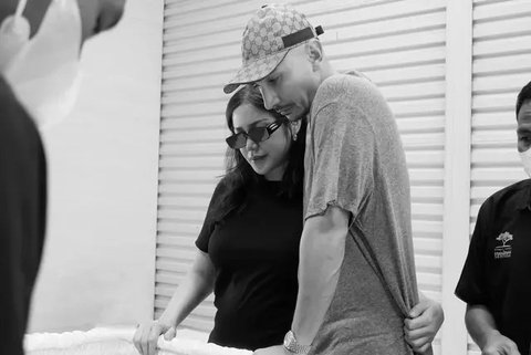 Ayah Jessica Iskandar, yakni Hardy Iskandar meninggal dunia pada 28 Desember 2024. Jenazah almarhum akan dikremasi pada 1 Januari 2025. (Foto: Dok. Instagram @inijedar)