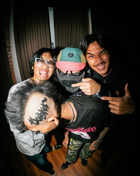 Bukan Cuma Pop dan Rock, Metal Juga Ada! Inilah 10 Band Indonesia yang Naik Daun di Tahun 2024 versi Kapanlagi.com