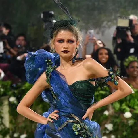 7 Selebriti Paling Stylish di 2024: Ada Zendaya hingga Naomi Osaka dan Rihanna