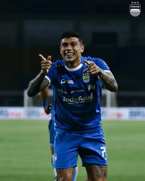 Persib Bandung juara paruh musim BRI Liga 1 2024/2025. (Bola.com/Dok.Persib Bandung).