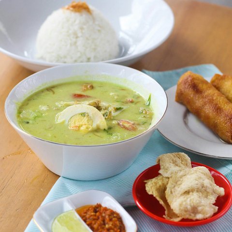 7 Resep Soto Ayam Nusantara yang Mudah dan Menggugah Selera