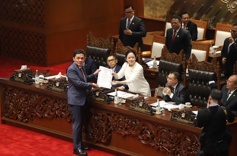 FOTO: Momen Rapat Paripurna DPR Sahkan Pimpinan dan Dewas KPK 2024-2029, Ini Daftarnya