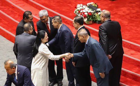 FOTO: Momen Rapat Paripurna DPR Sahkan Pimpinan dan Dewas KPK 2024-2029, Ini Daftarnya