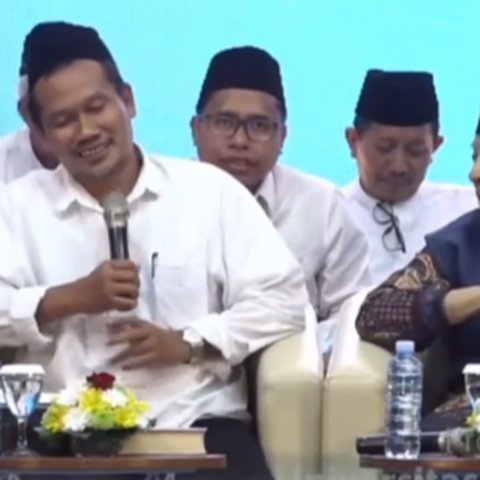 Gus Baha Ditanya Jemaah soal Gus Miftah
