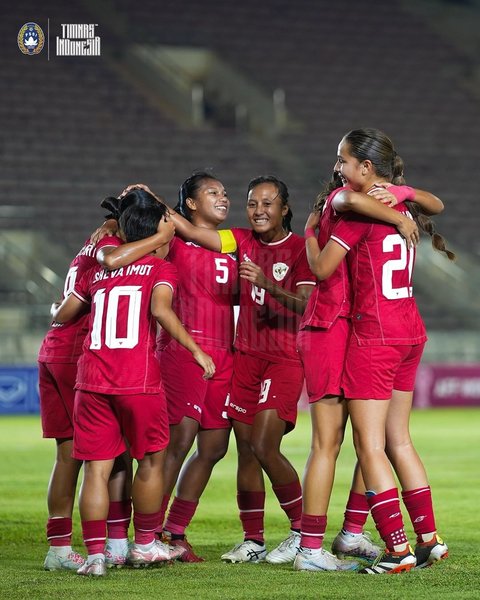 FOTO: Momen Haru Timnas Putri Indonesia Juara Piala AFF 2024 usai Gilas Kamboja 3-1