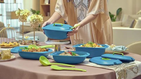 Inspirasi penyajian masakan lebaran dengan Tupperware Gourmet Servers. (Dok. Tupperware)