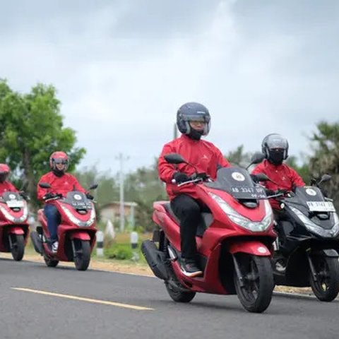 Spesifikasi Lengkap dan Harga Honda PCX 160, Motor Matic Premium dengan Desain Modern