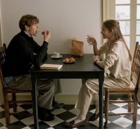 7 Rahasia Mengatasi Cemburu Secara Sehat, Bikin Hubungan Lebih Harmonis