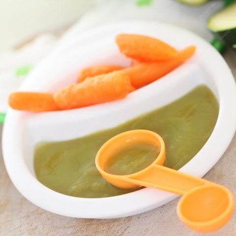 Ilustrasi MPASI Alpukat