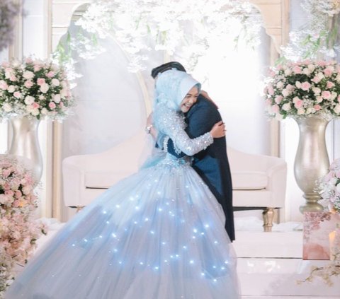 Officially Official Lawsuit! 8 Nostalgic Photos of Ria Ricis & Teuku Ryan's Joyful Wedding Party, Like a Fairytale Land