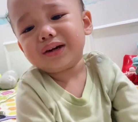 Momen Bayi Jenius Kenneth 'Kenkulus' Nangis karena Sang Ayah Tak Bisa Jawab Soal Coding, Gemas