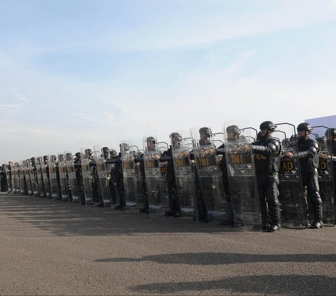 FOTO: Amankan Pemilu 2024, Panglima TNI Kerahkan 446.129 Prajurit untuk Jaga Seluruh Wilayah RI