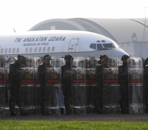 FOTO: Amankan Pemilu 2024, Panglima TNI Kerahkan 446.129 Prajurit untuk Jaga Seluruh Wilayah RI