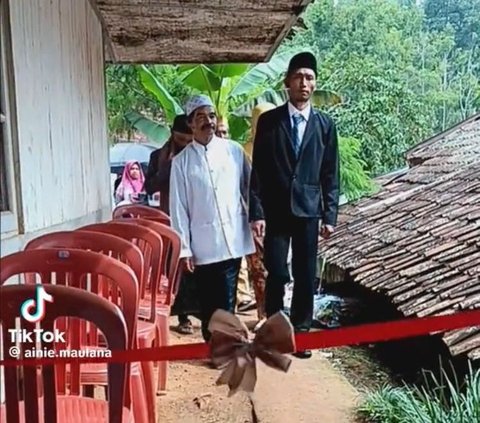 Tradisi Unik Potong Pita di Resepsi Pernikahan Ini Viral, Curi Perhatian