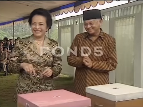 Potret Soeharto, Habibie hingga Megawati di Tahun 1999, Wajahnya Penuh Senyuman saat Pemilihan Legislatif