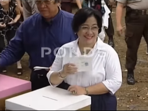 Potret Soeharto, Habibie hingga Megawati di Tahun 1999, Wajahnya Penuh Senyuman saat Pemilihan Legislatif