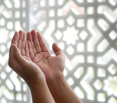 Prayers that Can Change Good Fate and Their Practices Taught by Prophet Muhammad SAW
