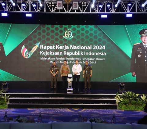 Catatan Rakernas Kejaksaan RI 2024, Jaksa Agung: Penegakan Hukum Humanis Jadi 'Icon' Penegakan Hukum Universal