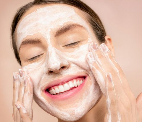 Leave 2 Skin Treatments That Make Skincare Wasted in Vain