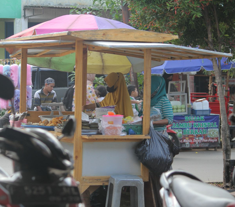 PKL Wajib Punya Sertifikat Halal Mulai 18 Oktober 2024