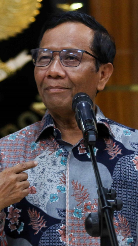 Mahfud juga mengungkapkan, tak ada ketegangan antara dirinya dan Jokowi saat meminta mundur dari jabatan yang dipercayakan tersebut. <br>(Foto Liputan6.com / Herman Zakharia)<br>