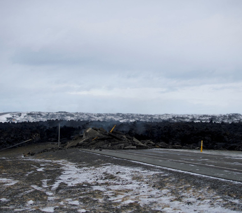 FOTO: Letusan Ketiga Gunung Berapi di Islandia Semakin Mengerikan Bikin Daratan Mendidih Seperti Neraka