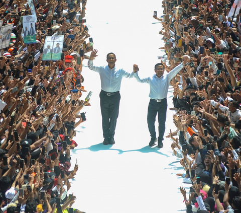 FOTO: Lautan Massa Pendukung Anies Penuhi JIS, Gemuruh Suara Seruan Perubahan Menggema