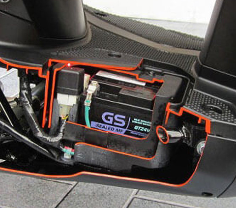 6 Tips Merawat Aki Motor Supaya Tetap Awet dan Optimal - Tips Otosia.com