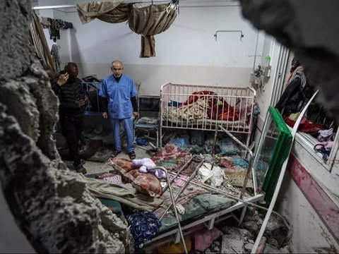 Video Heroik Dokter Perempuan di Gaza Lari Selamatkan Seorang Pria Terluka di Tengah Rentetan Tembakan Sniper Israel