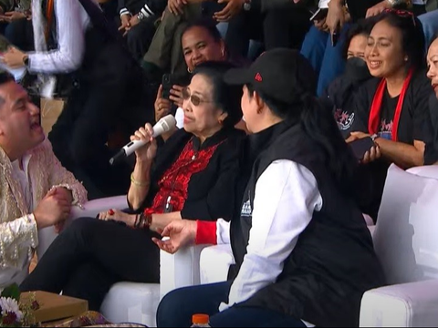 Megawati Moment Singing 'Empty Love' Together with Nassar at the People's Party in Semarang: Don't Want to Be Deceived