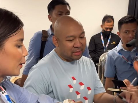 Cerita Sabrina Istri Deddy Corbuzier Tangannya di Gips, Mau Ditandatangani Prabowo