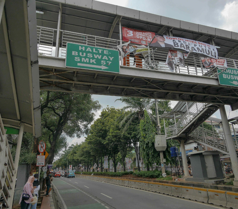 FOTO: Masa Tenang Pemilu 2024, Alat Kampanye yang Bikin Kumuh Mulai Dicopoti