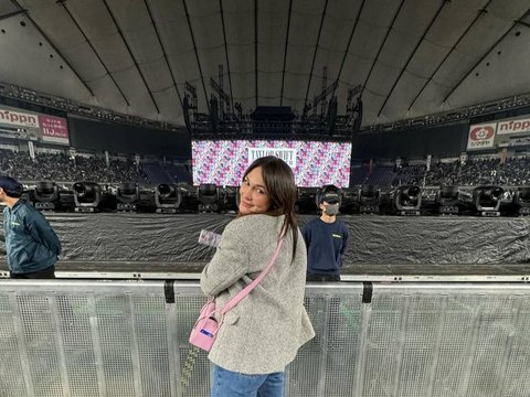 10 Potret Keseruan Luna Maya Liburan di Jepang, Nonton Konser Taylor Swift di Tokyo